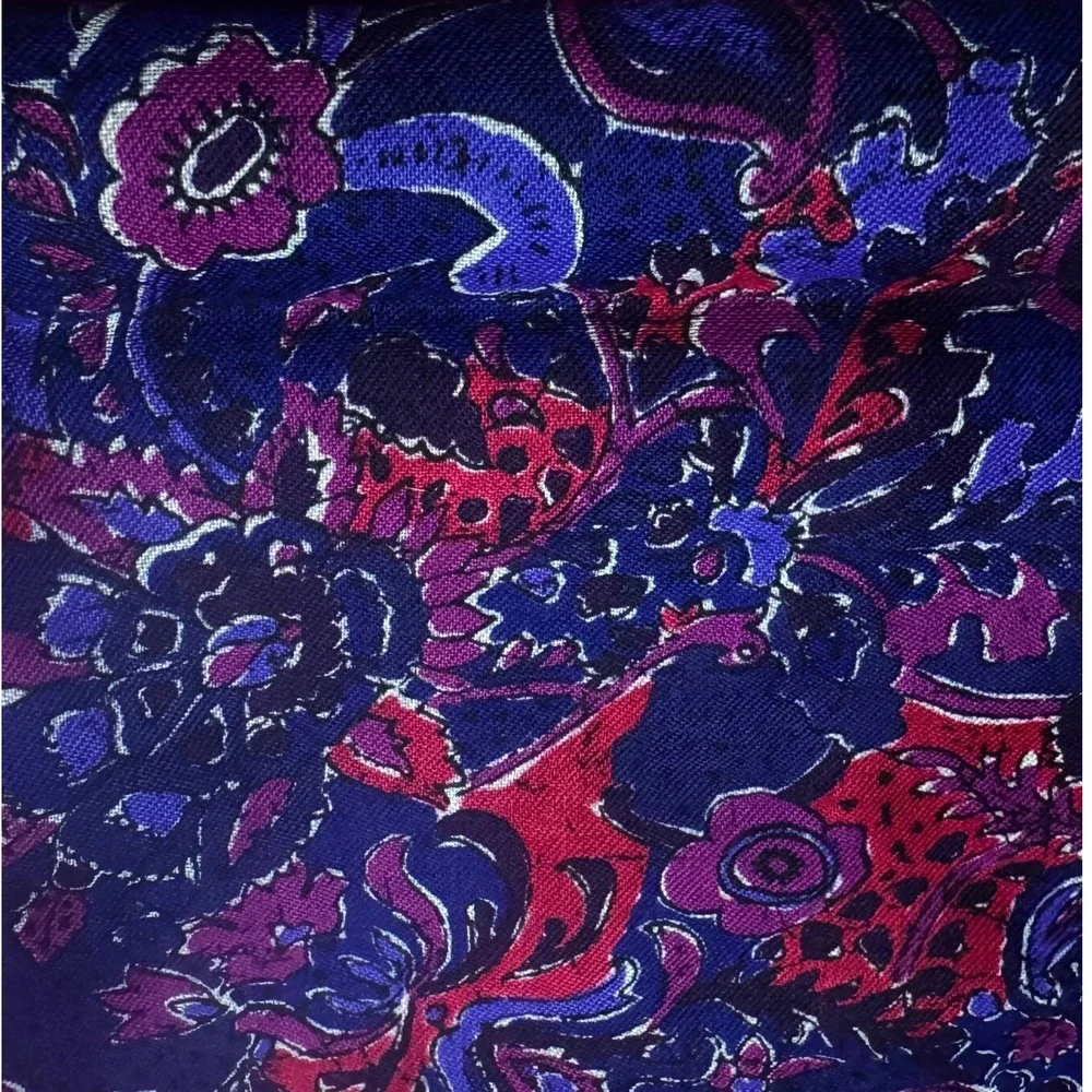 Christian Dior ECharpes Vintage Wool Scarf Magenta Fuscia Paisley Japan 35